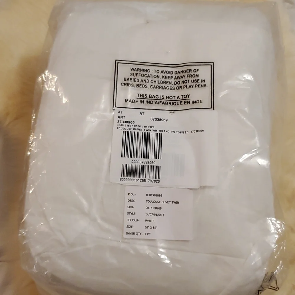Anthropologie Toulouse Duvet Cover - white